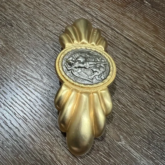 Accessocraft NYC Gold and Silver Belt Buckle - avconcontrols.com